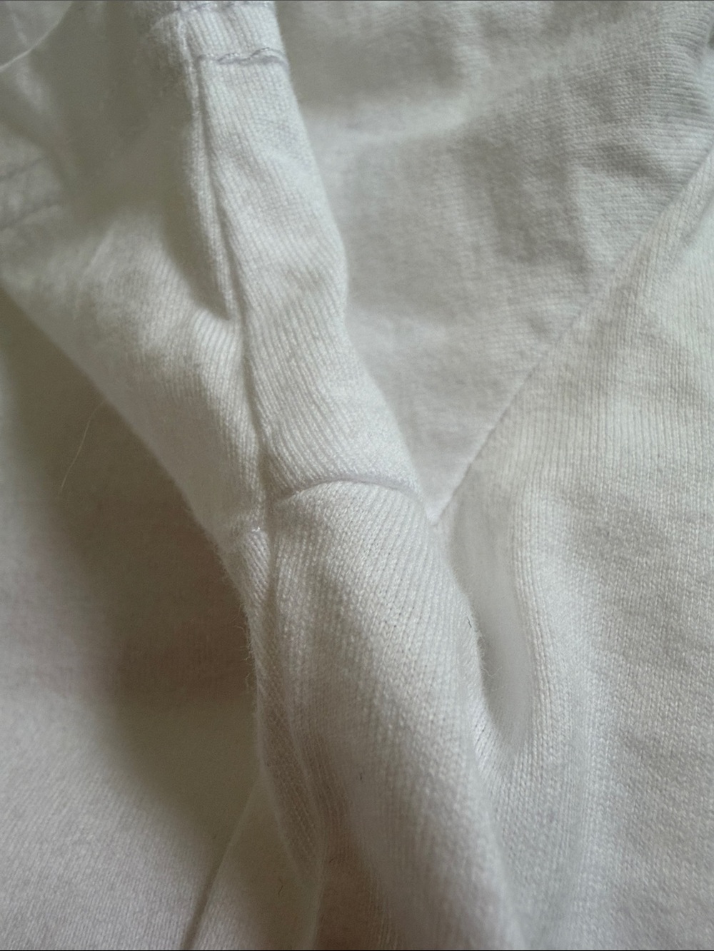 Balmain White Short-Sleeve Logo Tee with Black and Burgundy Print - Picture 4 of 5